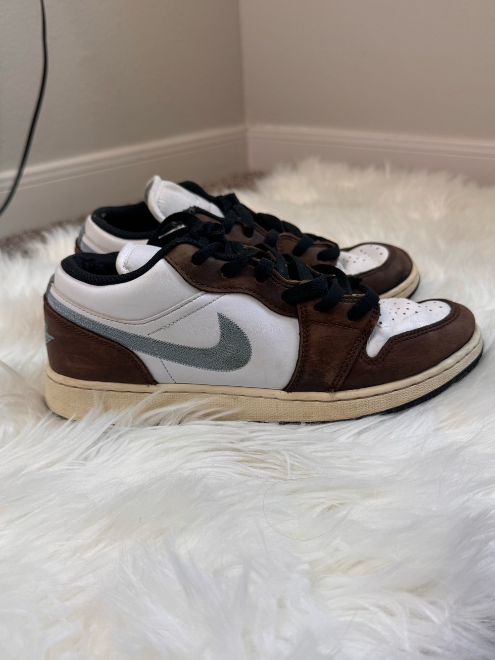 Nike Air Jordan retro 1 low mocha blue sneakers